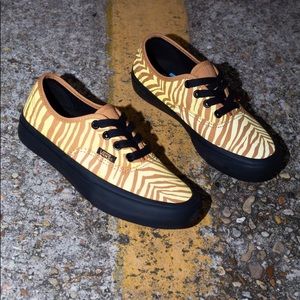 Authentic pro (Reflective) Tiger/black